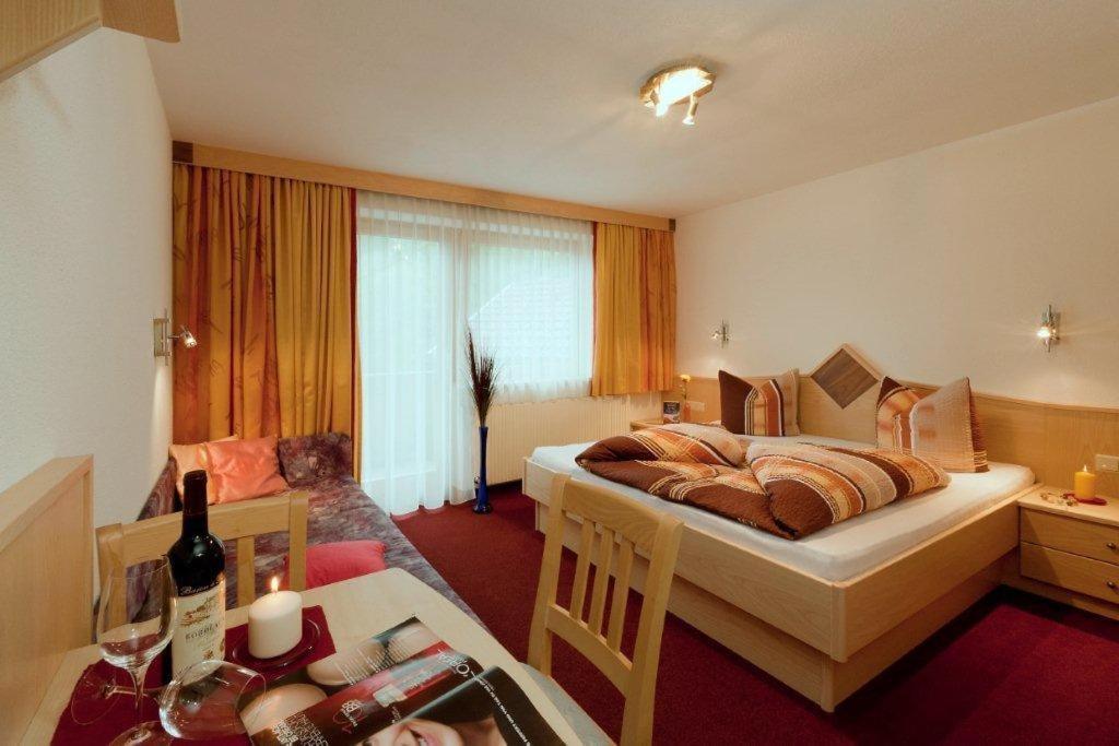 Haus Birgit Hotel เพทท์นอย อัม อาร์ลแบร์ก ภายนอก รูปภาพ