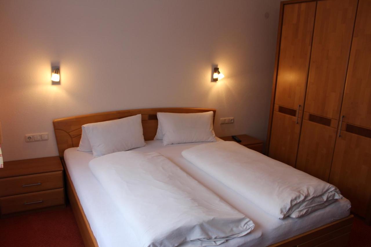 Haus Birgit Hotel เพทท์นอย อัม อาร์ลแบร์ก ภายนอก รูปภาพ